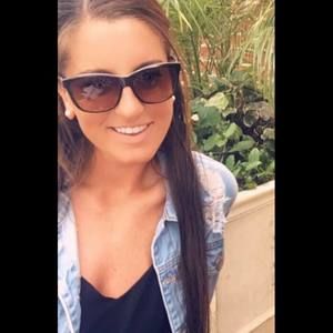 Meet your Posher, Dayna